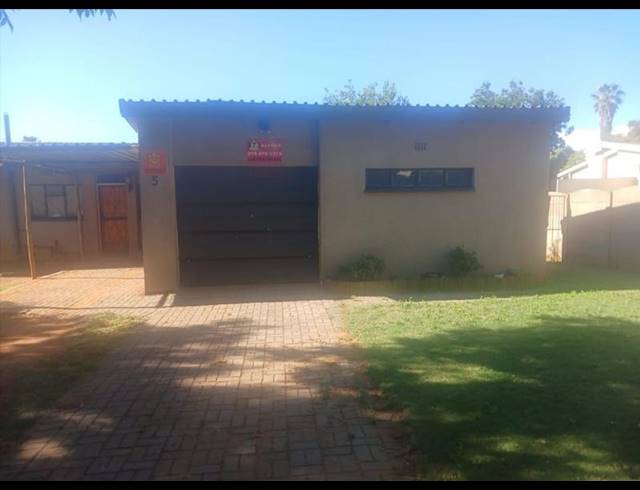 4 BEDROOM HOUSE FOR SALE IN SASOLBURG EXT 12